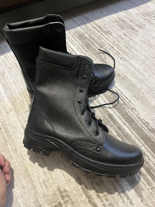 Продам берцы 41 размер