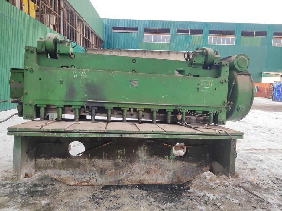 Продам гильотина механическая 16 мм.