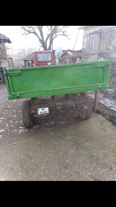 Продава се 4тонно ремарке