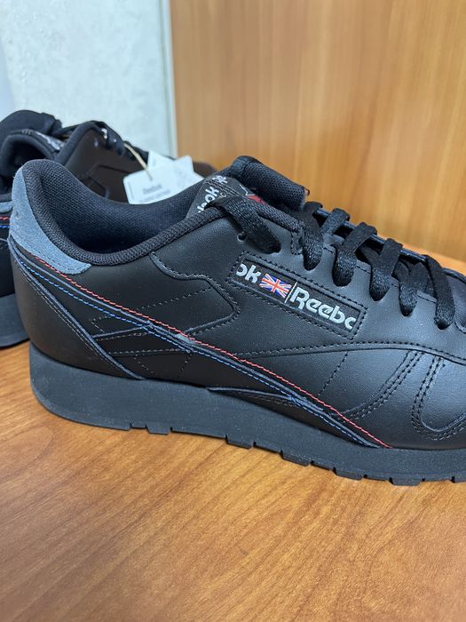 Кожаные кроссовки Reebok classic leather