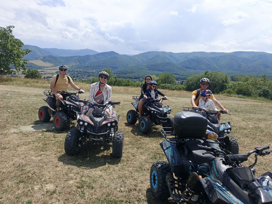 Vând flota 10 Atv-uri quad 2026 folosite 3 luni