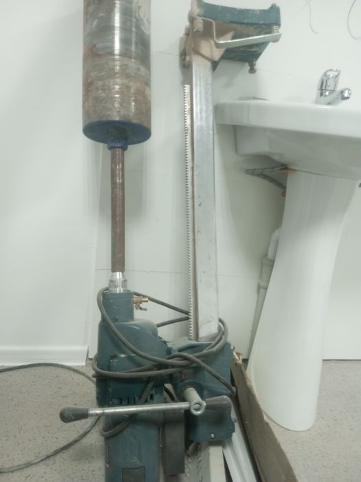 Энг катта бетон тешадиган апарвт