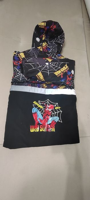 Продам Куртка на мальчика Spider-Man 8-9  лет