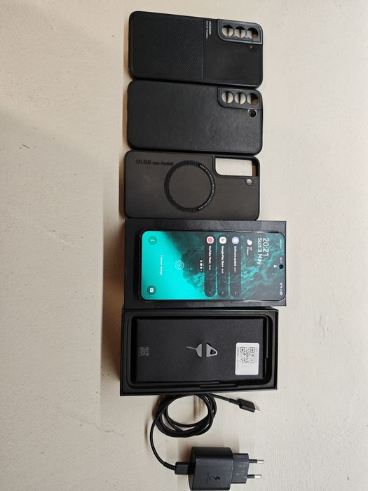 Samsung S22 5G 256GB 8GB RAM - Phantom Black