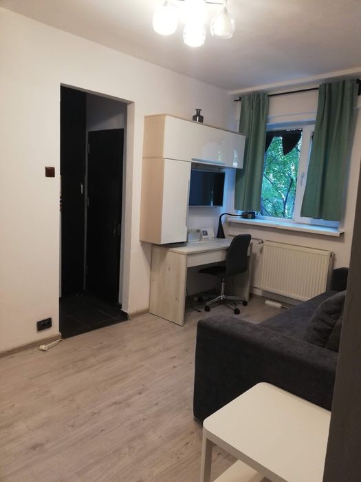 Închiriez garsoniera Rond Alba Iulia Sector 3 București  -  350 euro