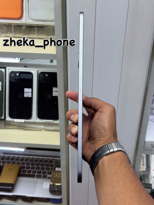 iPad pro 11-й дюймов 256гб