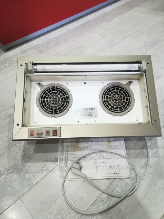 Аспиратор, абсорбатор, пароуловител MIELE /с два мотора 2 х 110w