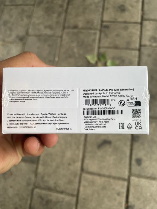 Продам airpods pro новый оригинал