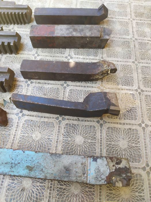 Cuțite strung și falci mandrină strung