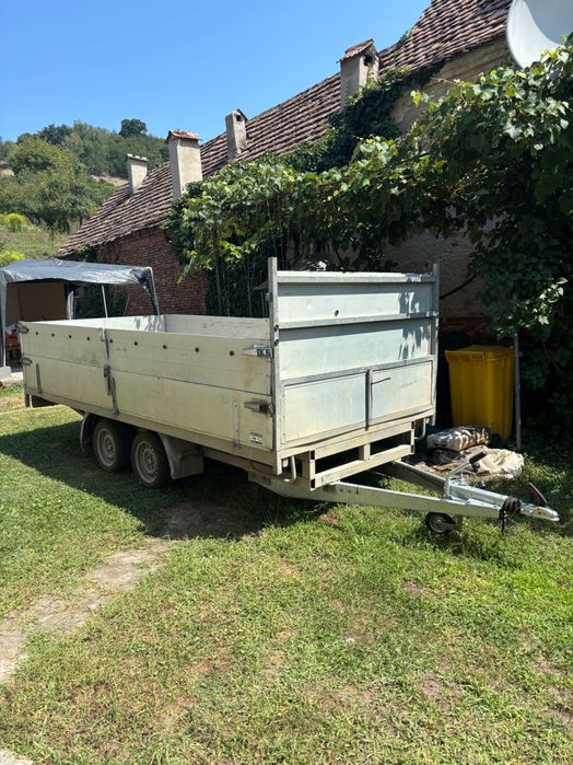 Remorcă 2,7t de vânzare