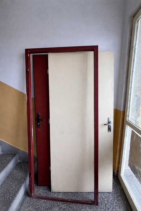 Входна метална врата Ямбол