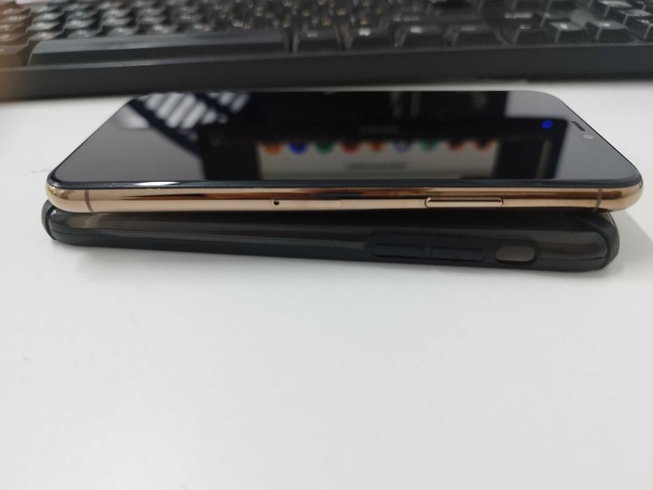 Iphone 11 Pro 64Gb Gold- 90% батерия, iOS 26.7