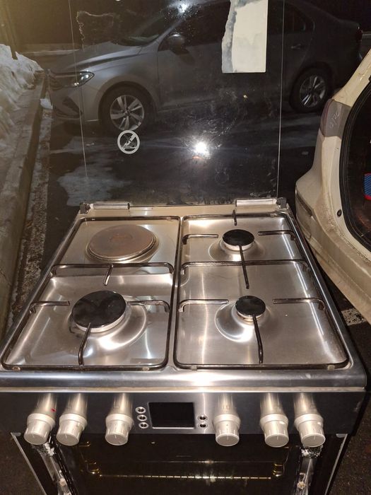 Газ плита с духовкой