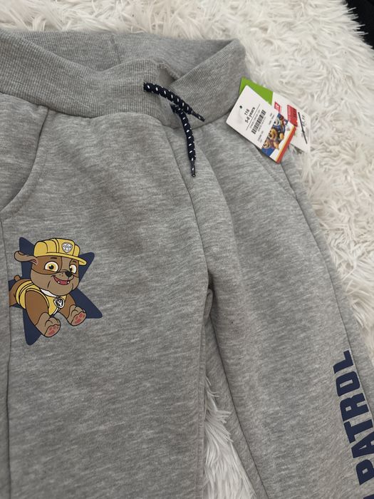 Vand pantaloni baieti