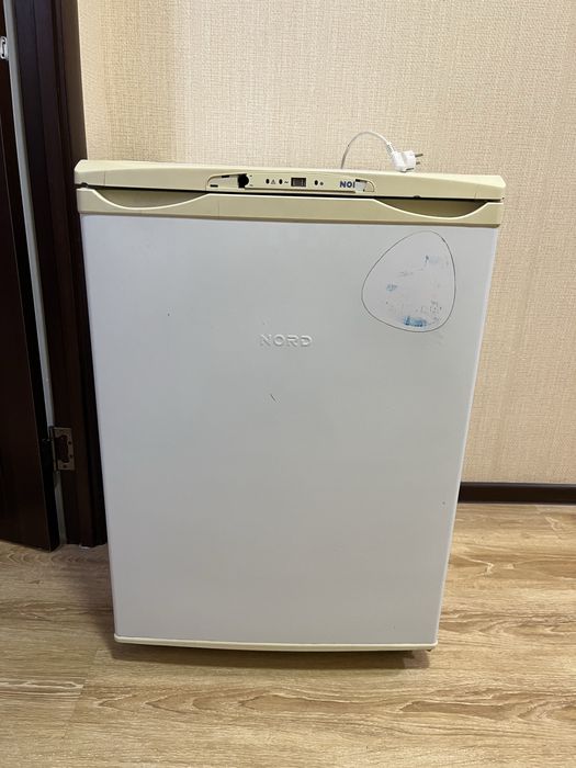 Продам морозильник