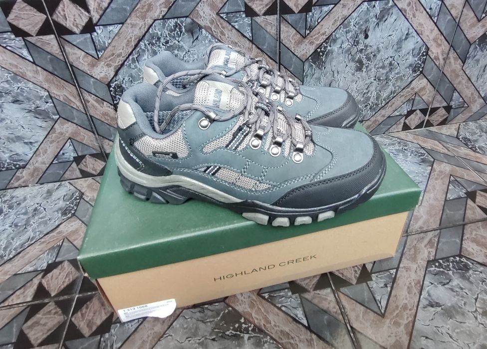 Нови обувки Highland Creek #40