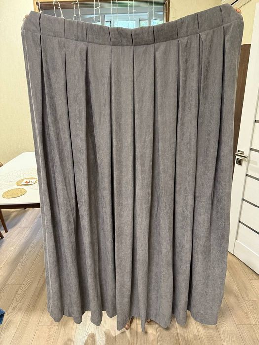 Продаётся  б/ у занавески. Состояние отличное. Длина-162, шир-176