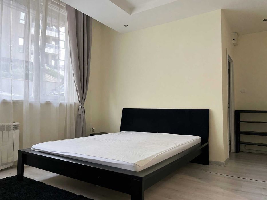 Дава се под наем Двустаен апартамент в София, Център - 2019 кв.м за 499 € - Снимка #4