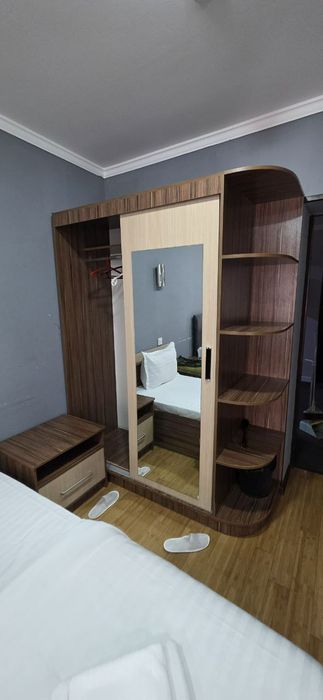 Шкаф тумбичка комфютерни стол