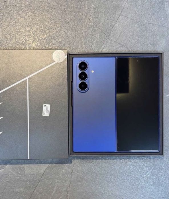 Samsung Z Fold 6 ca NOU cu Garantie