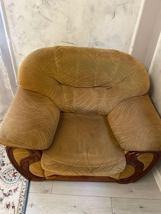 Кресло большое  антиквариат