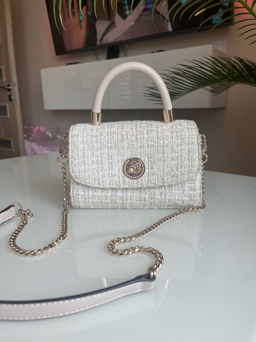 Дамска чанта Guess