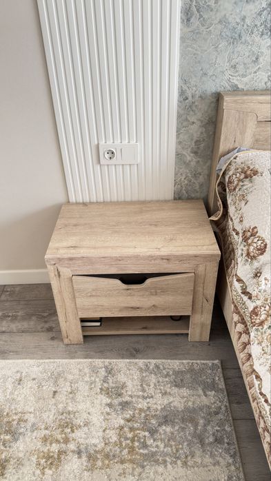 Продам спальный гарнитур