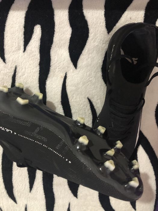 Ghete fotbal puma ultra ag/fg