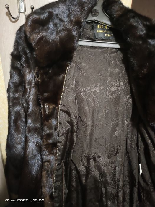 Продам шубу норковую