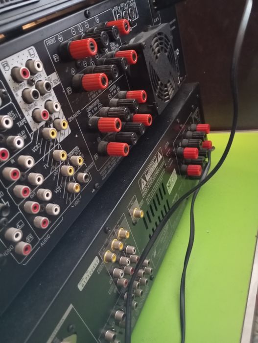 Vând receiver Sansui,ca nou!