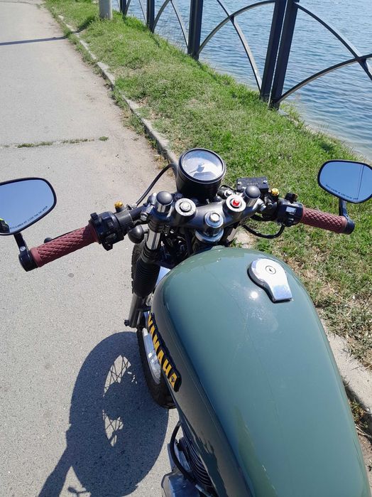 Moto Yamaha SR 250