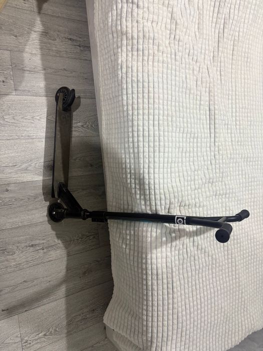 Самокат трюковой