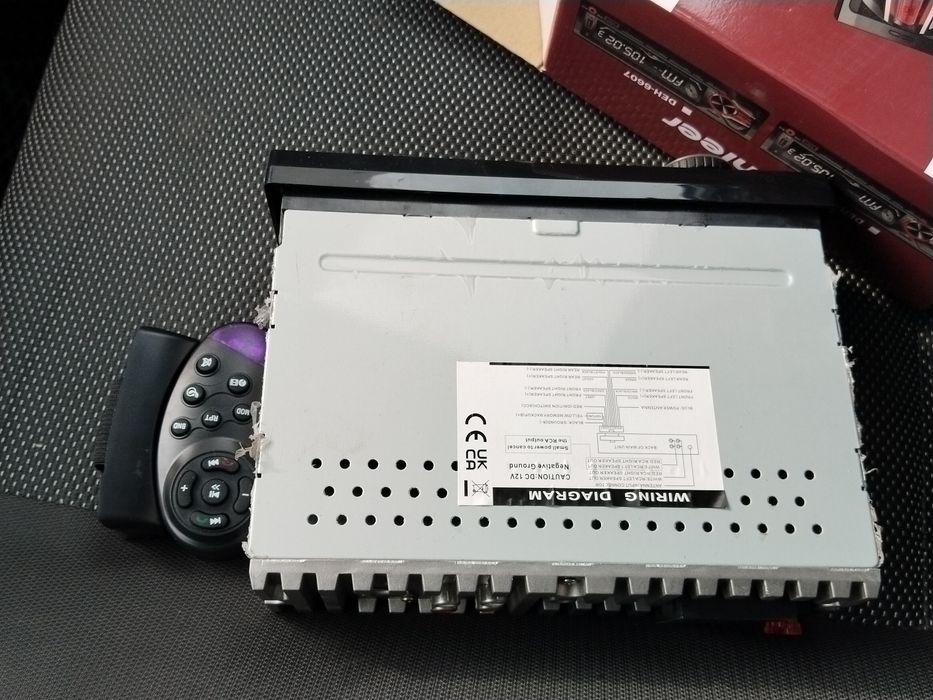 Pioneer magnifon sotiladi