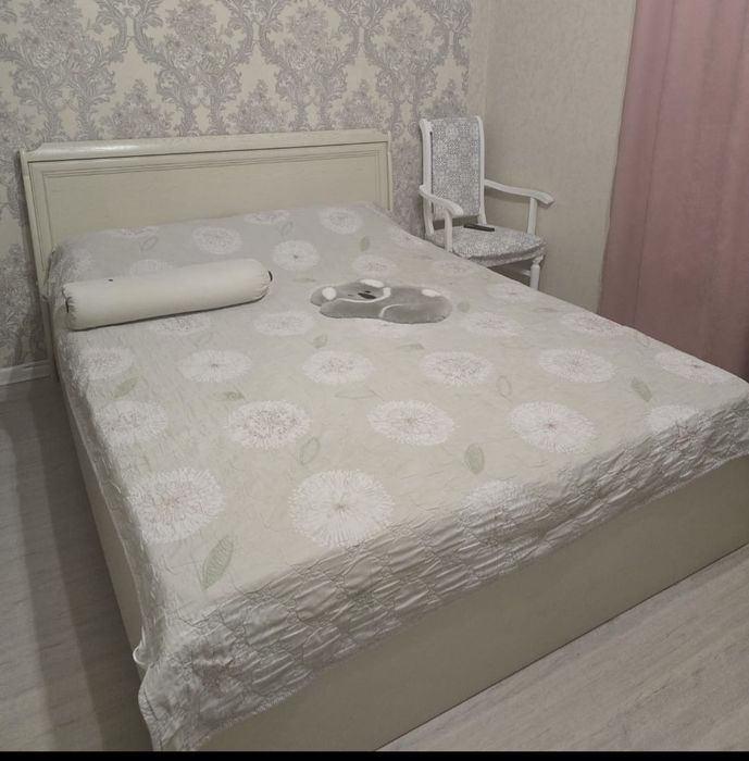 Кровать двуспальная