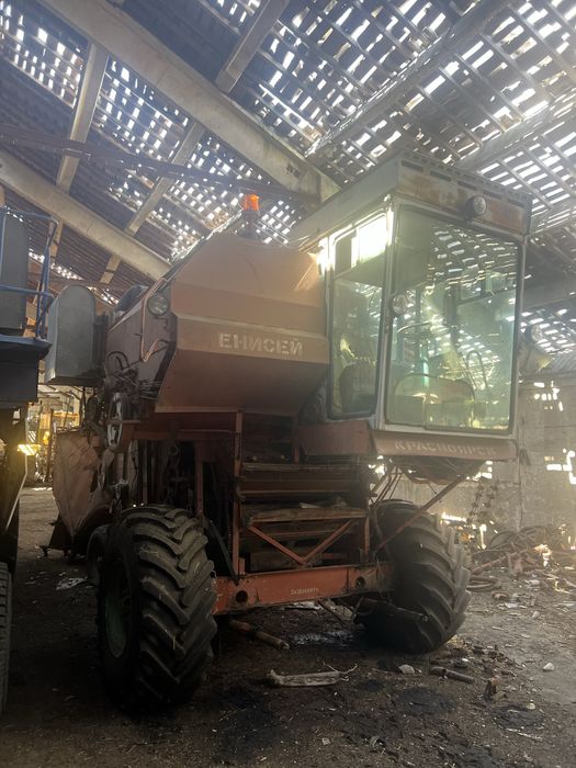 Продам комбайн Енисей 1200