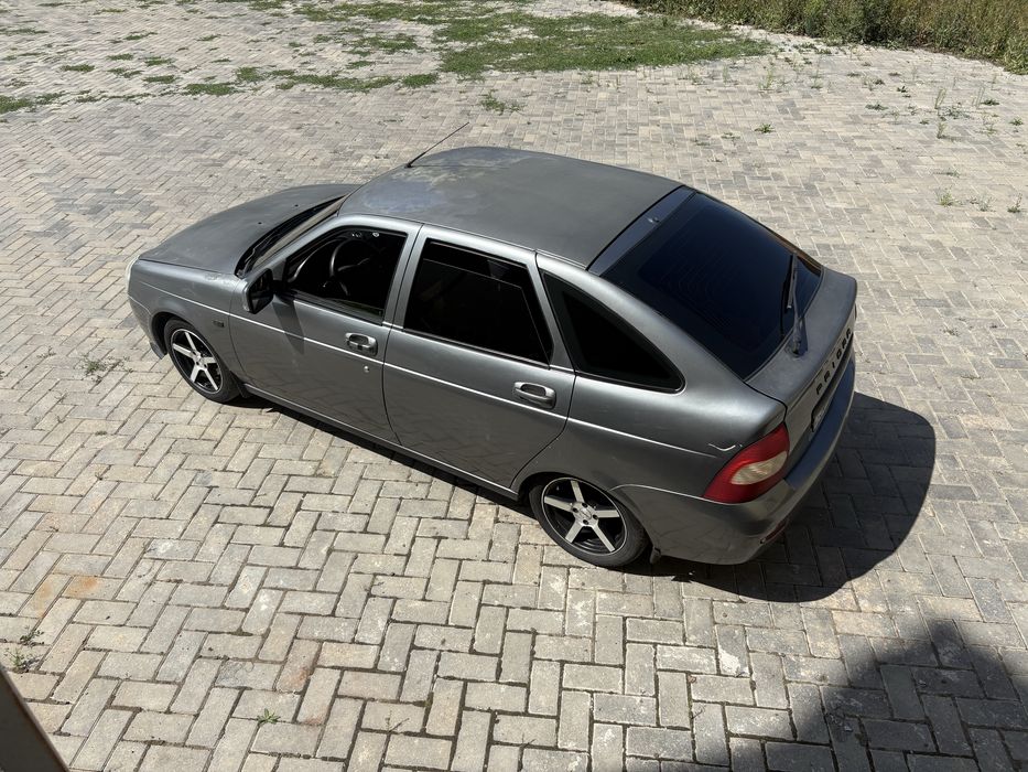 Продам Priora 2011года