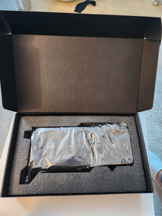 Placa video ASUS GeForce RTX 3090 TUF GAMING OC 24GB GDDR6X 384-bit