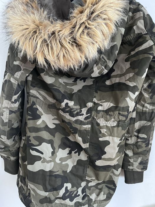 Зимно яке Cropp с качулка от пух непромокаемо