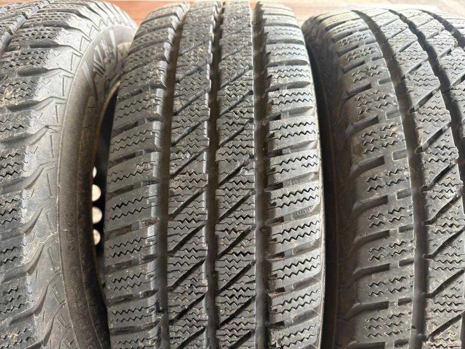 Set Roti complete cu anvelope C pentru VW Transporter T 6.T 5