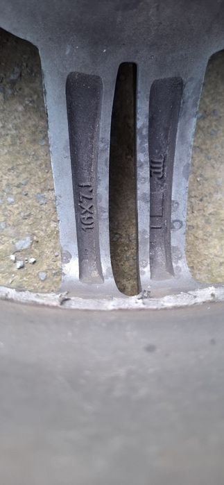 Диска, запаска на БМВ