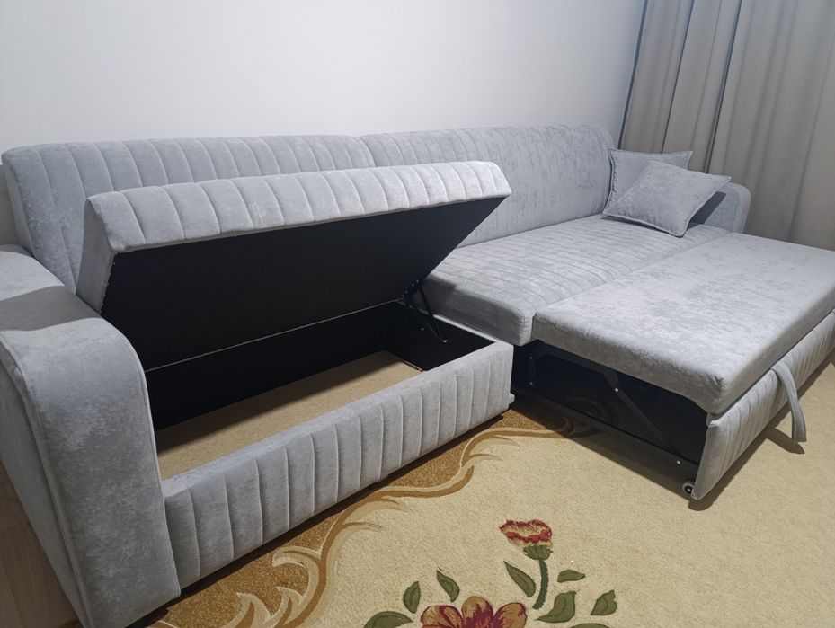Продам диван раскладной с ящиком внутри