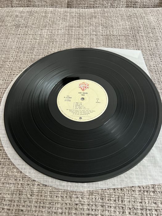 Van Halen – 1984 (P-11369) Japan Press