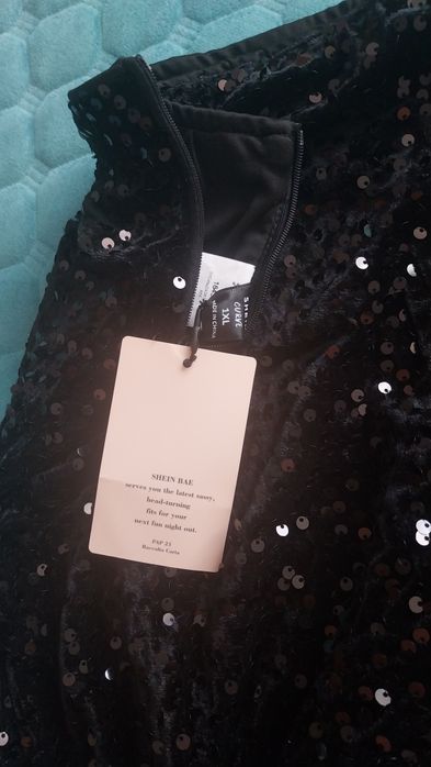 Pantaloni  negri cu paiete