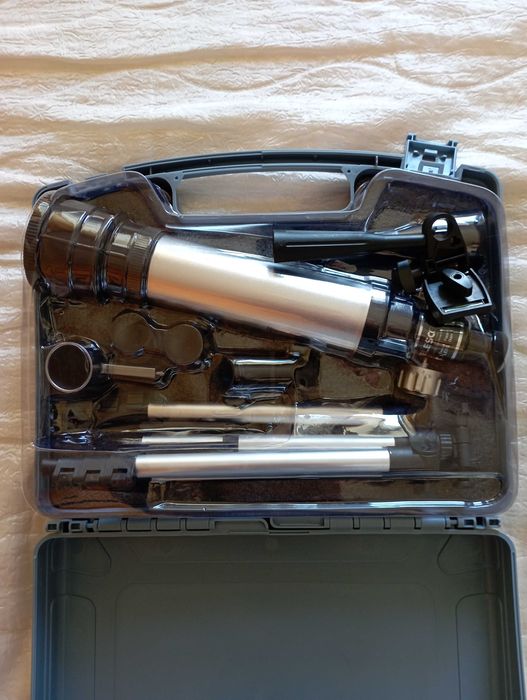 Продавам любителски телескоп