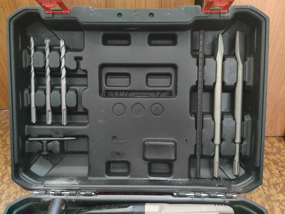 Перфоратор Crown CT18108