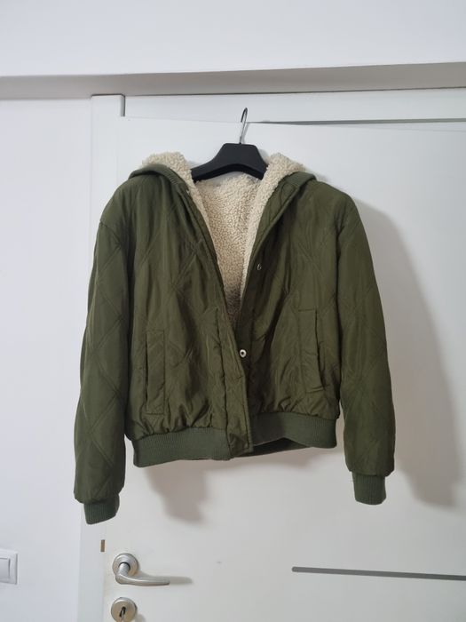 Geaca dama bomber cu gluga kaki cu blana interioara, mărimea S