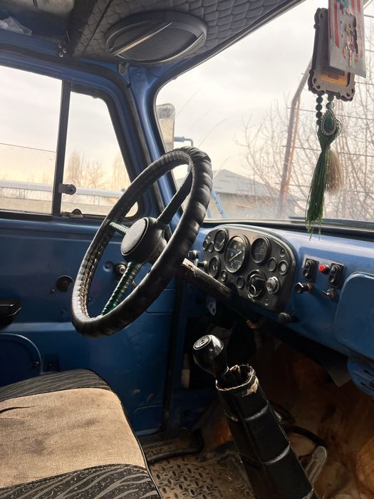 газ 53 матор каропка мўст зўр иши йўқ оласиз минасиз газ бор 2 та 100л