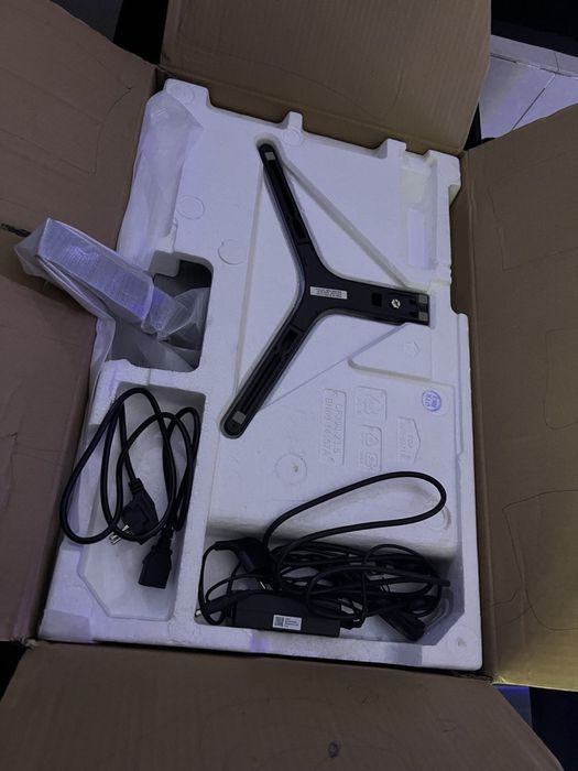 Монитор Самсунг 24