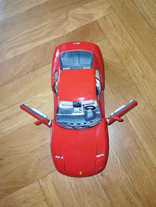 Колекционерски модел Ферари 456 GT Ferrari 456 GT червено 1:18