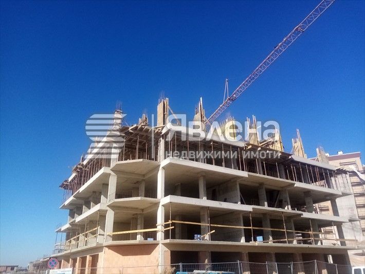 Продава се Двустаен апартамент в Поморие - 63 кв.м за 1237 €/кв.м - Снимка #2